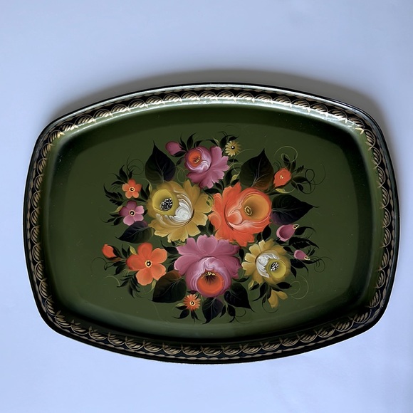 Vintage Hand Painted Flowers Black Enameled Metal Tray - Picture 2 of 7